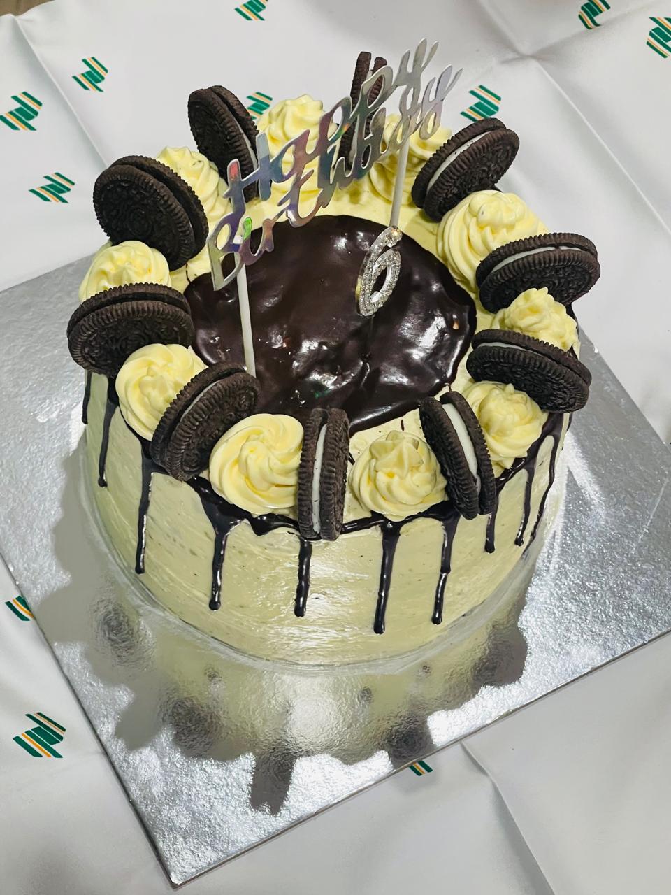 Oreo Chocolate Drip